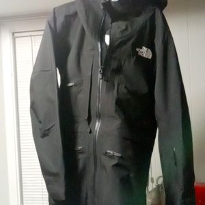 Large summit series North Face ski/snowboard jacket
